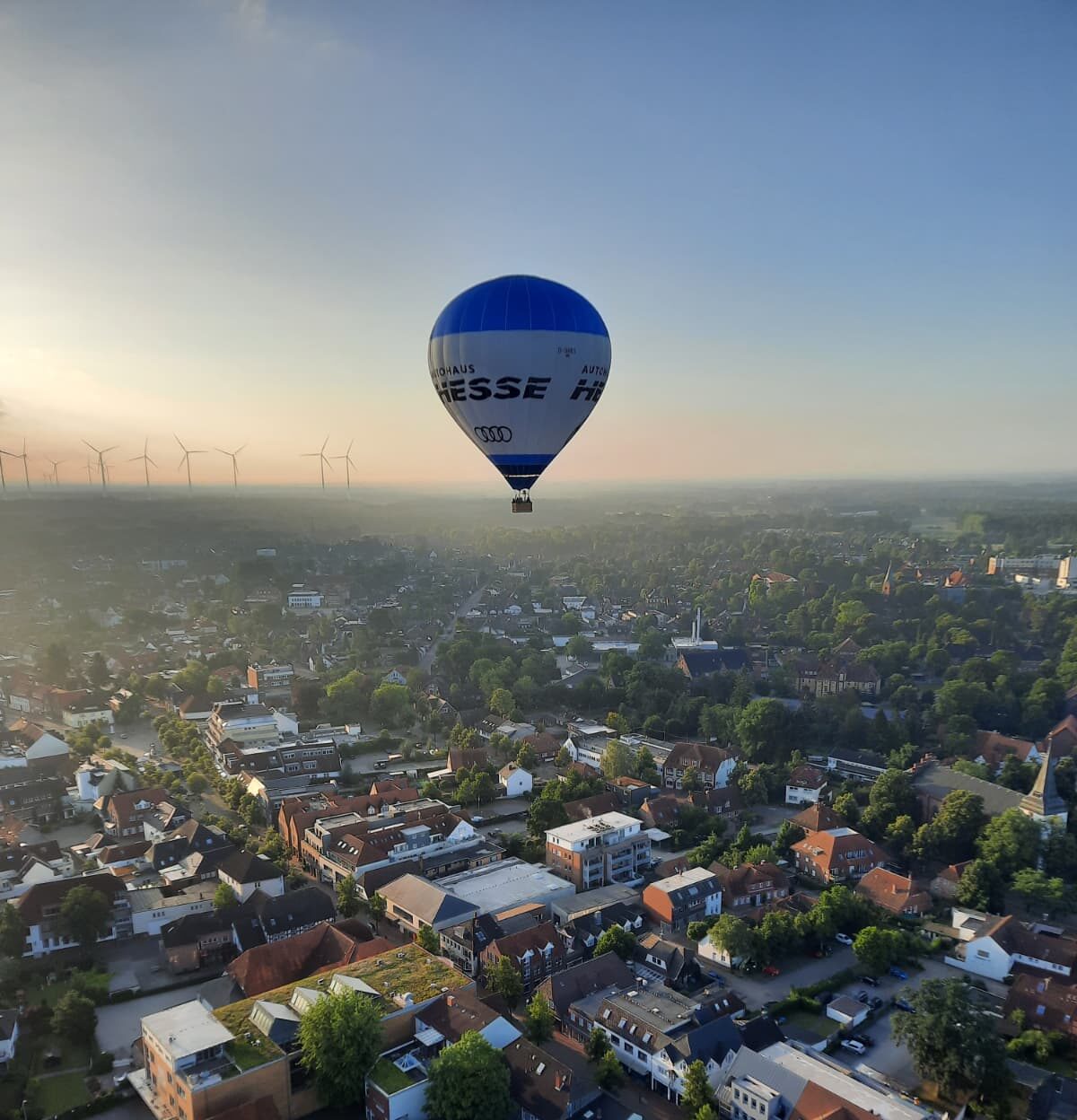 Wie erfolgt die Terminabstimmung zur Ballonfahrt?