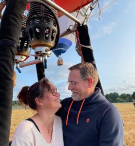 Paare, die ein romantisches Highlight suchen